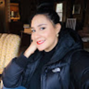 Meet your Posher, Paola